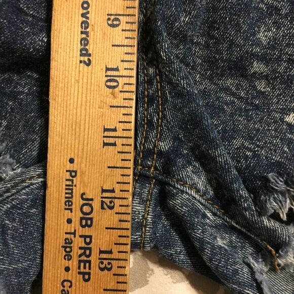 Refuge High Rise Acid Wash Denim Shorts - Picture 5 of 6